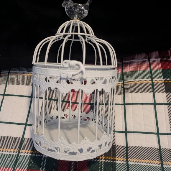 Home Collection White Ornate Lantern - Picture 5 of 8